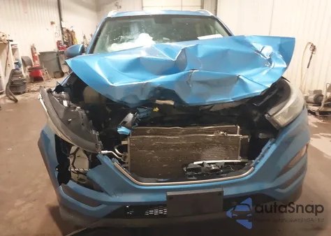 2018 Hyundai Tucson Sel z USA, uszkodzony, nr VIN KM8J3CA47JU607033